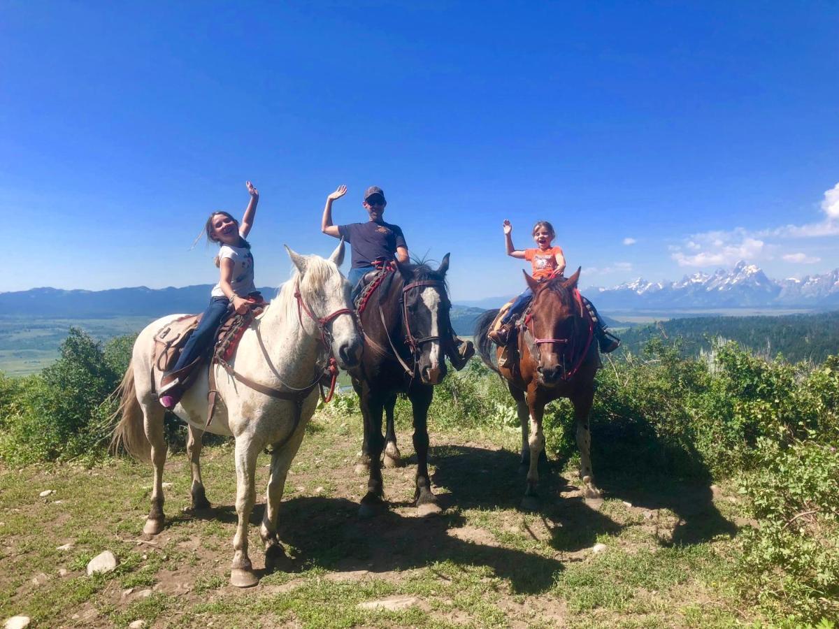 Heart Six Ranch Villa Moran Luaran gambar