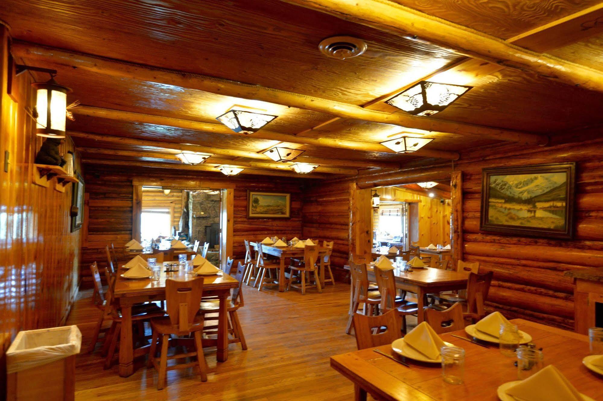 Heart Six Ranch Villa Moran Luaran gambar